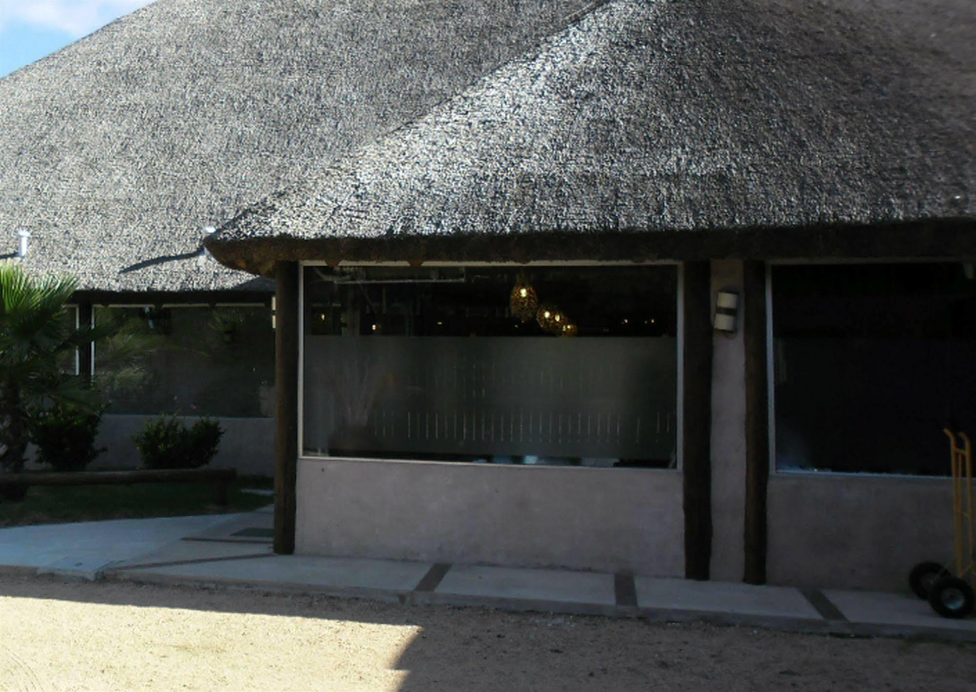 Punta Del Este Arenas Hotel Chihuahua ภายนอก รูปภาพ